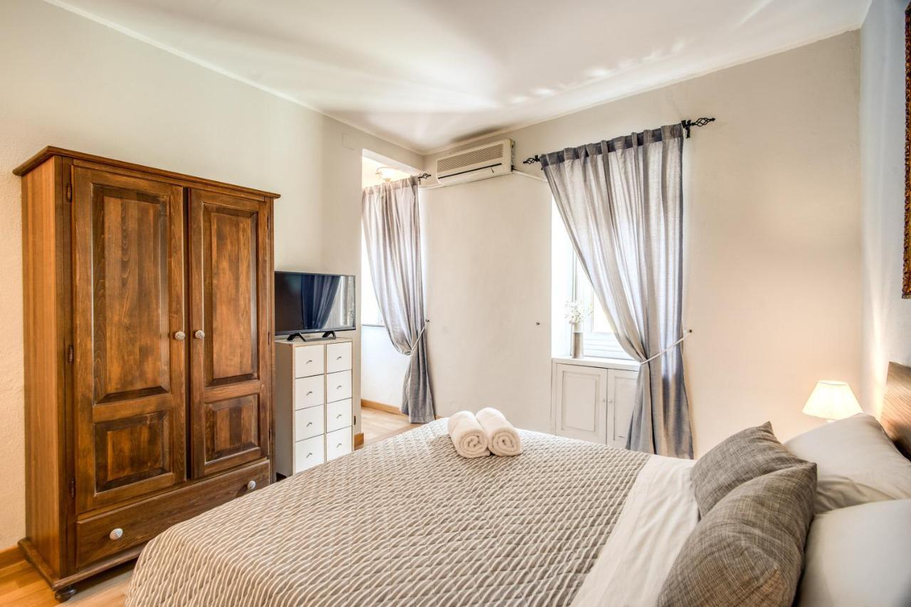 Apartment La Casa Nel Borgo Di Ostia Antica